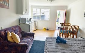 Ferry Motel 3*
